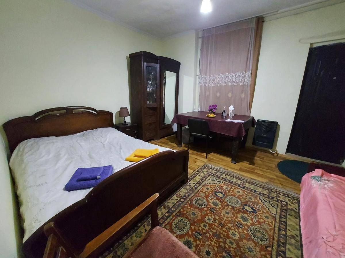 Cozy House I Apartment Тбилиси Екстериор снимка